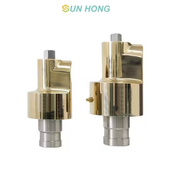 وصلة دوارة للمياه الباردة