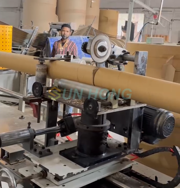 أربعة آلة أنبوب ورقة CNC رأس